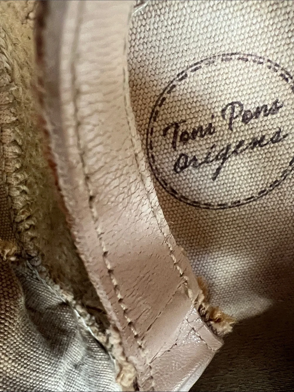 Toni Pons Originals. Size 8.  Espadrilles